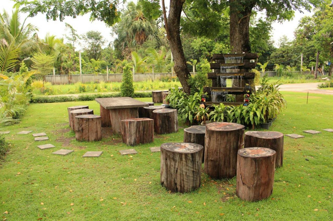 Bansuansiriwat Hotel Ban Tak Exterior photo